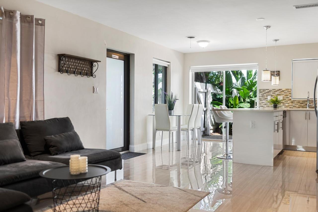 Alani Bay Condos Fort Lauderdale Exterior photo